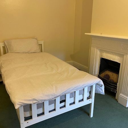 Rooms In A Victorian Comfortable 4-Bedroom House In Milton Keynes Rooms Not En-Suites Wolverton  Luaran gambar